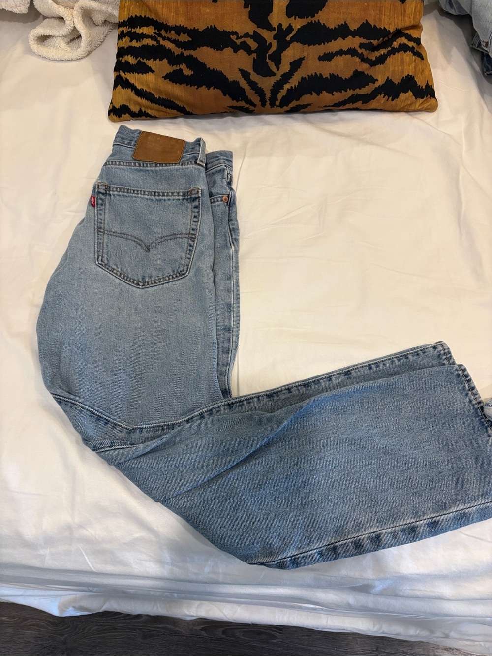 Classic Light Blue Men's Denim Jeans Levis vintage 501